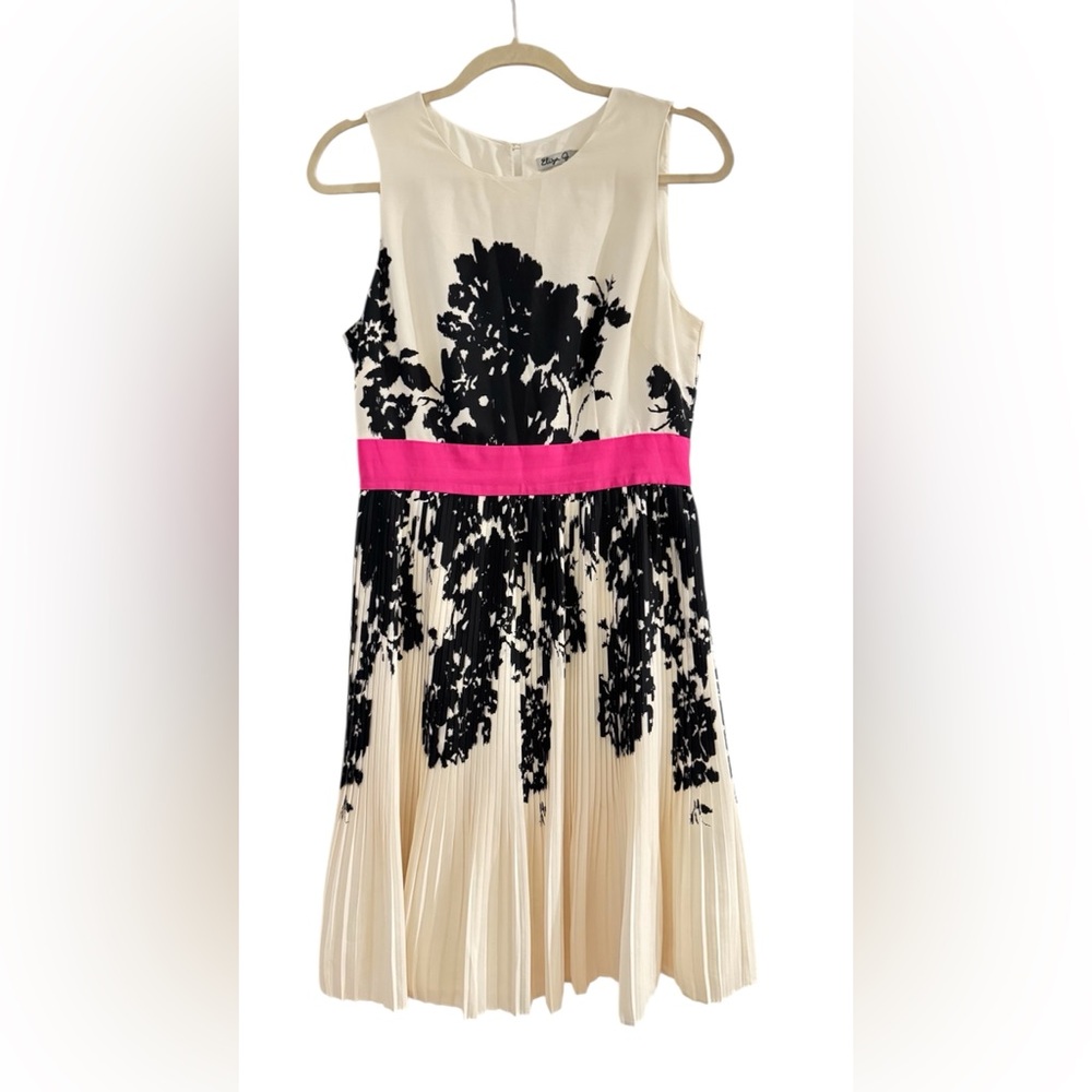 Eliza J Black and White  Dress with Pink Belt design
Worn once a few hours
EUC
